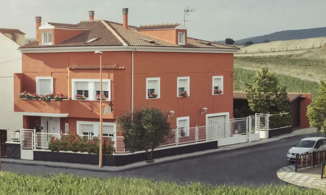 Apartamento 1 Casa Rural El Sauce. A 2,5 Km De Cuenca Capital Ноалес Экстерьер фото